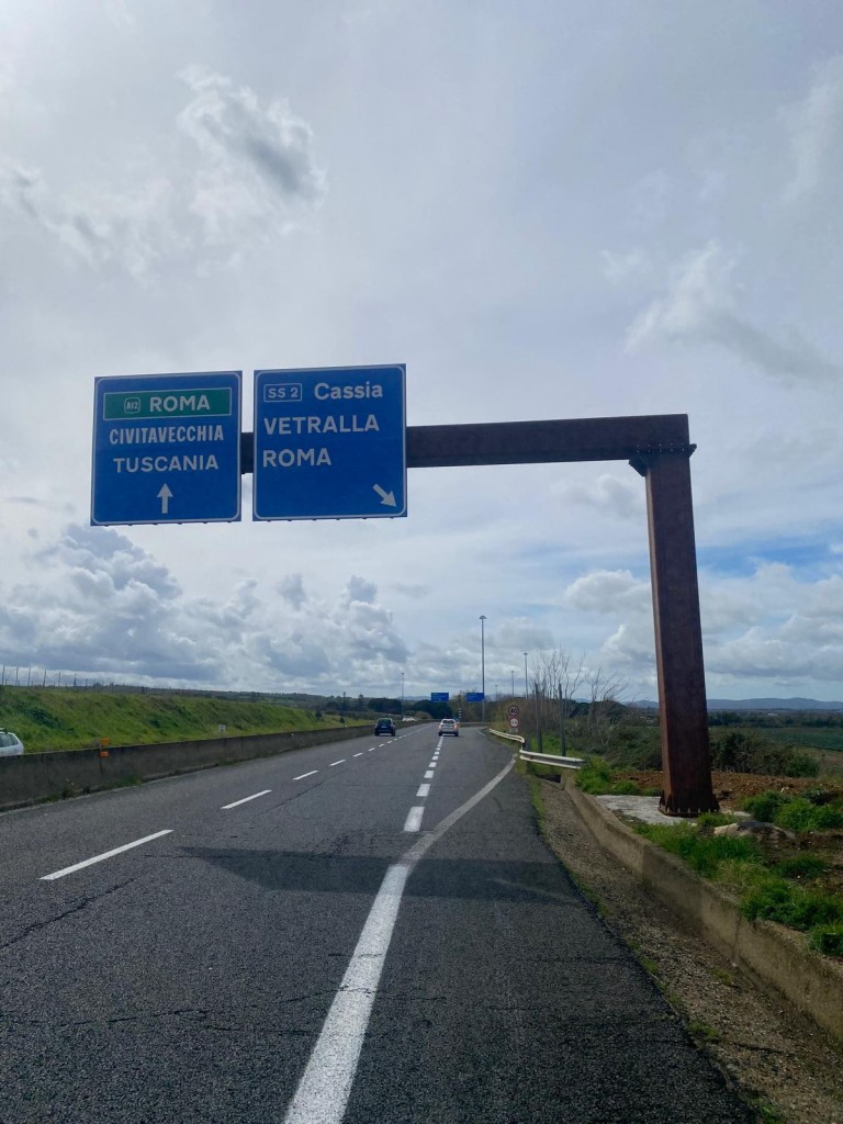 portale in acciaio Corten
